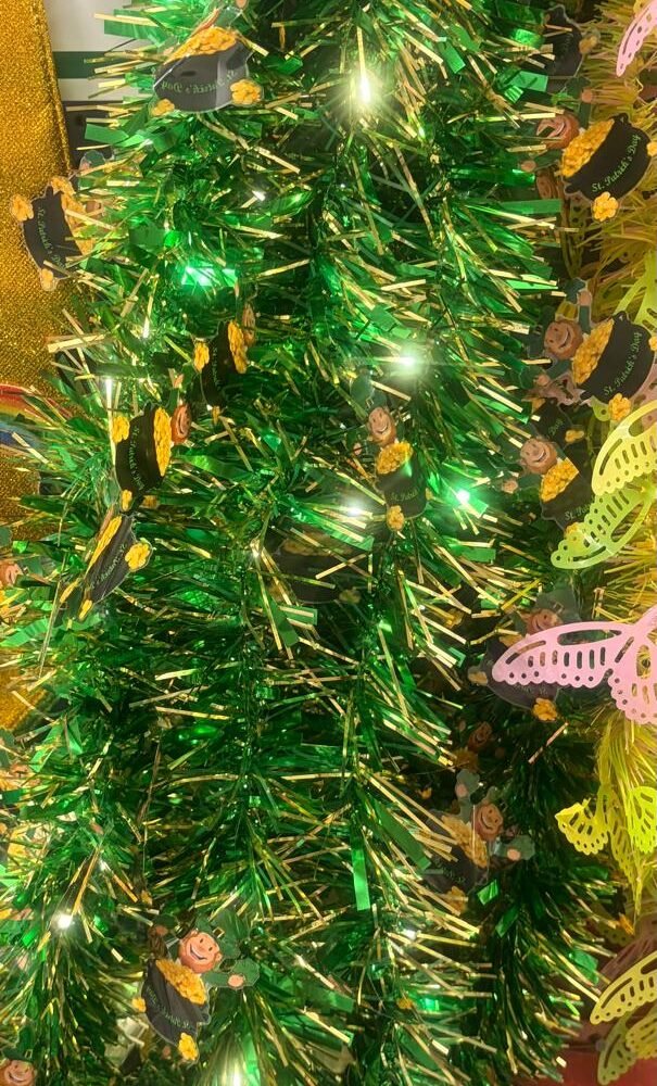 ST.PAT TINSEL GARLAND (9FT)